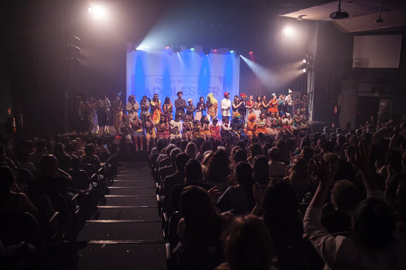 Oficina de Teatro Adolescer